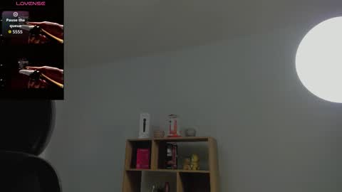 Cleo Adams online show from 10.11.25