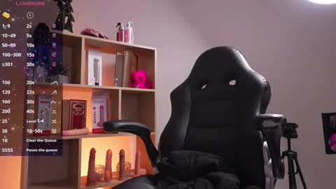 Snapshot of cleeoadams_ chatting on 02.02.26 Cleo Adams online show from 02.02.26