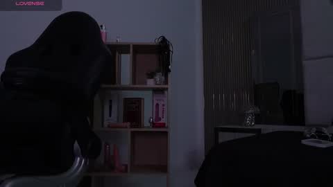 Snapshot of cleeoadams_ chatting on 02.12.26 Cleo Adams online show from 02.12.26