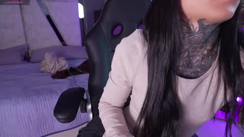 Cleo Adams online show from 04.12.26