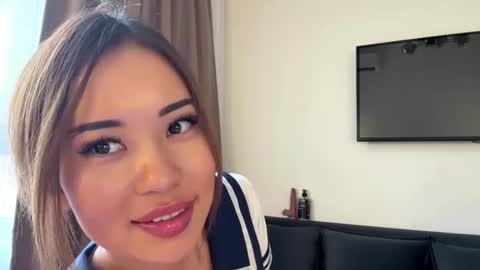 Snapshot of clemenciakempa chatting on 07.30.26 Lili online show from 07.30.26
