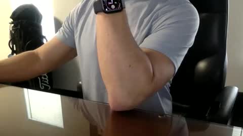 Snapshot of clemike69 chatting on 04.02.26 clemike69 online show from 04.02.26