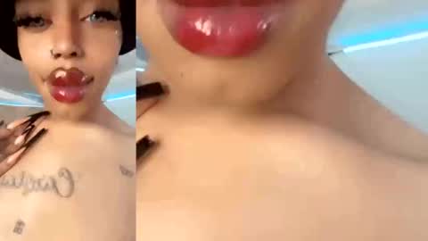 Snapshot of clermontt chatting on 09.21.25 clermontt online show from 09.21.25