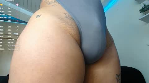 Snapshot of clermontt chatting on 11.04.25 clermontt online show from 11.04.25