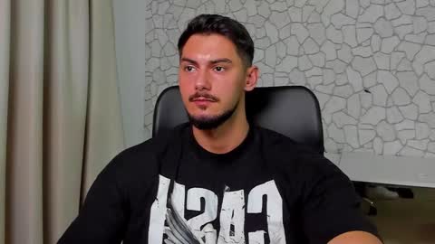 Snapshot of clintmasterss chatting on 11.18.25 ClintMasterss online show from 11.18.25