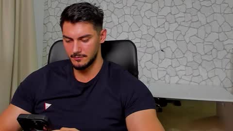 Snapshot of clintmasterss chatting on 12.02.25 ClintMasterss online show from 12.02.25