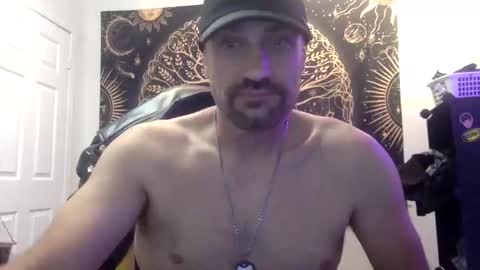 Snapshot of clintwood12 chatting on 10.04.25 chad online show from 10.04.25