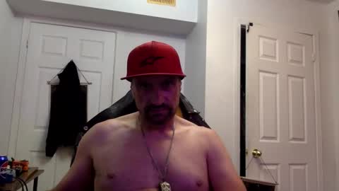 Snapshot of clintwood12 chatting on 10.05.25 chad online show from 10.05.25