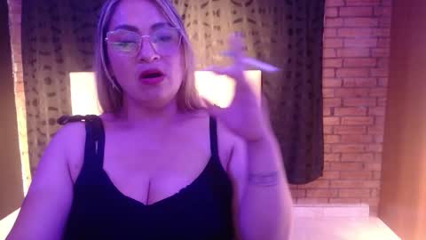 Snapshot of clio_queen chatting on 02.03.26 celeste online show from 02.03.26