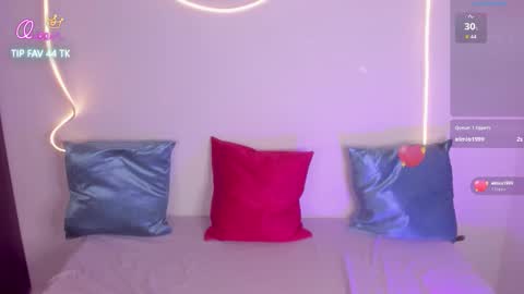 cloe_25 online show from 02.10.26