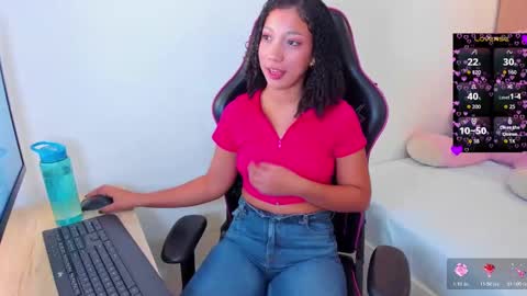 Snapshot of cloe_555 chatting on 11.13.25 Cloe 555 online show from 11.13.25