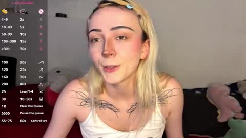  CLOE  online show from 10.24.25