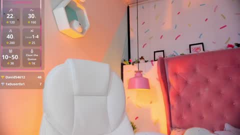 Cloe  online show from 12.07.24