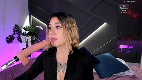 cloe_palmeer online show from 02.18.25