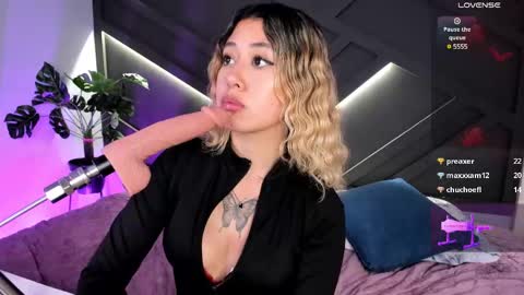 cloe_palmeer online show from 02.19.25