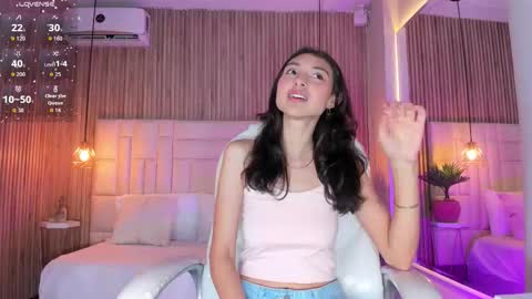 C L O E  online show from 11.11.25