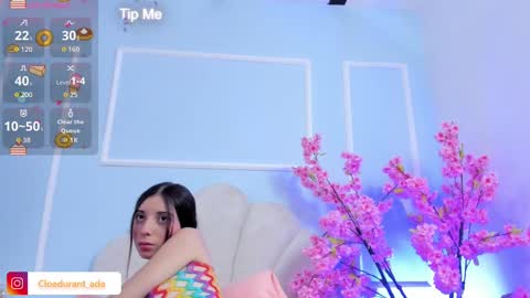 Snapshot of cloedurant chatting on 09.11.25 cloedurant online show from 09.11.25