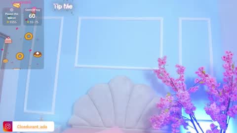 Snapshot of cloedurant chatting on 09.14.25 cloedurant online show from 09.14.25