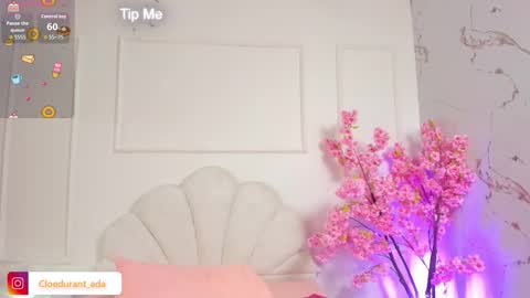 Snapshot of cloedurant chatting on 10.02.25 cloedurant online show from 10.02.25