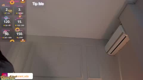 Snapshot of cloedurant chatting on 01.05.26 cloedurant online show from 01.05.26