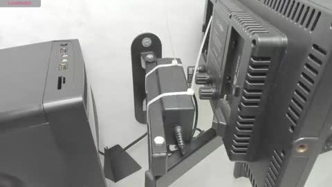 Snapshot of cloedurant chatting on 01.15.26 cloedurant online show from 01.15.26