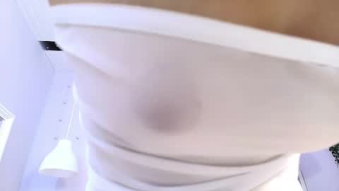 Snapshot of cloedurant chatting on 05.12.26 cloedurant online show from 05.12.26