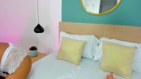 C L O E Y  online show from 01.10.26