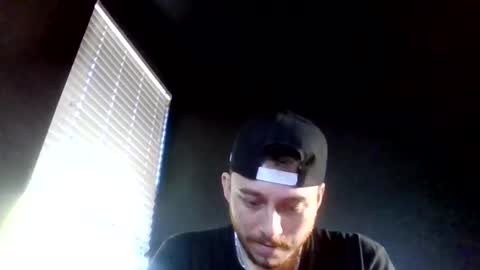 tallhungandcloudy online show from 05.11.26