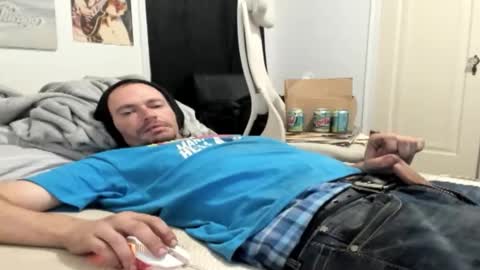 cloudyystarr666 online show from 11.13.25