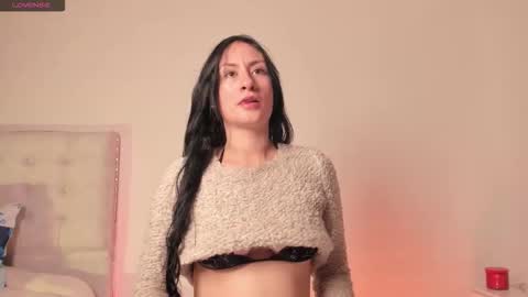 Chloe  online show from 11.12.25