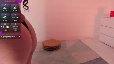 Chloe  online show from 11.13.25