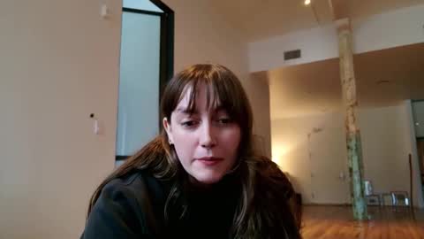 Snapshot of clover_tully chatting on 03.16.26 Clover online show from 03.16.26