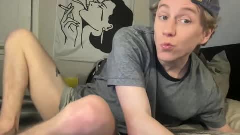 Snapshot of clydeaustin chatting on 02.23.25 Clyde Austin online show from 02.23.25