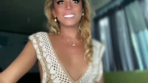 Snapshot of cockprincess_dianna chatting on 01.06.25 PrincessDianna IslandGirl CUMSHOW in PVT and PASSWORDSHOW online show from 01.06.25