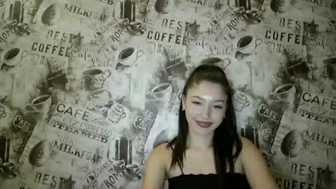 Snapshot of cocoberry1 chatting on 02.24.25 cocoberry1 online show from 02.24.25