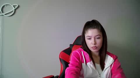 Snapshot of cocoberry1 chatting on 03.11.25 cocoberry1 online show from 03.11.25