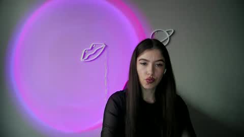 Snapshot of cocoberry1 chatting on 11.30.25 cocoberry1 online show from 11.30.25