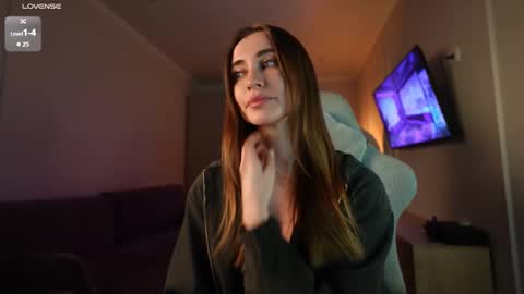 Snapshot of coconutaura chatting on 02.18.26 Anna online show from 02.18.26