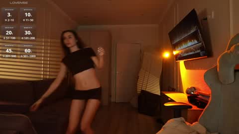 Anna online show from 04.22.26
