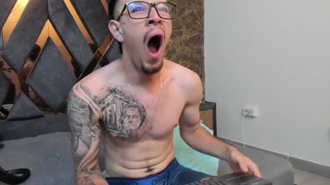 Snapshot of codyywalker chatting on 01.27.25 Cody Walker online show from 01.27.25