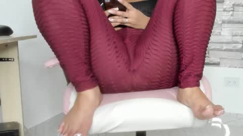 Snapshot of coffee_hot chatting on 01.05.25 laurita online show from 01.05.25