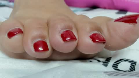 Snapshot of coffee_hot chatting on 02.15.25 laurita online show from 02.15.25