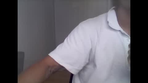 coffesmellsgood online show from 02.14.25