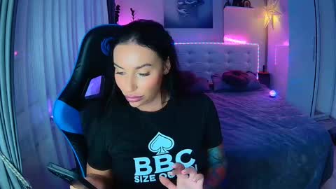 Ur goddess Nikki online show from 09.25.25