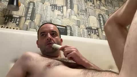 Snapshot of colambus555 chatting on 10.25.25 colambus555 online show from 10.25.25