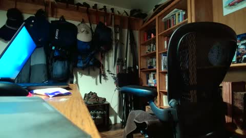 colchuck online show from 03.12.25