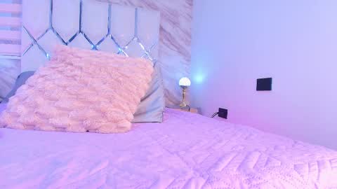 colett online show from 11.26.25