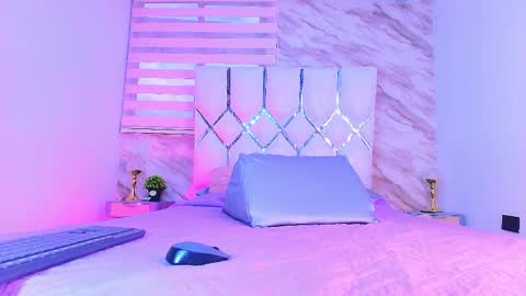 colett online show from 04.01.26