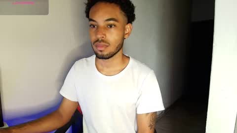 Snapshot of colinlatinbrown chatting on 02.15.26 IG online show from 02.15.26