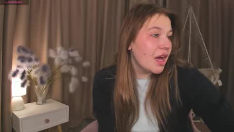 Snapshot of colleen_blake chatting on 11.12.25 Collen Mon Tue Wed Thu Fri GMT 3 0300am - 0900am online show from 11.12.25